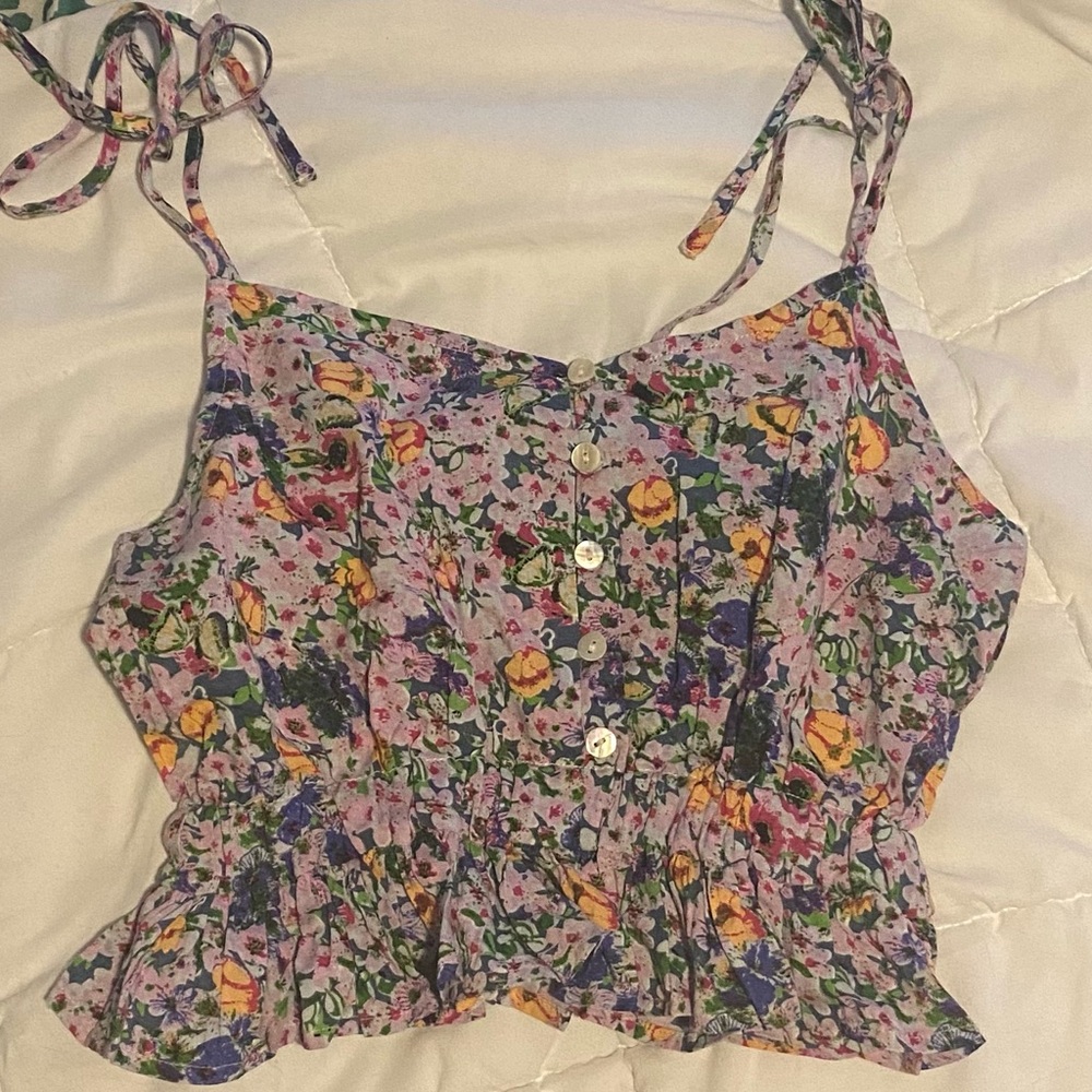 Floral cropped tank